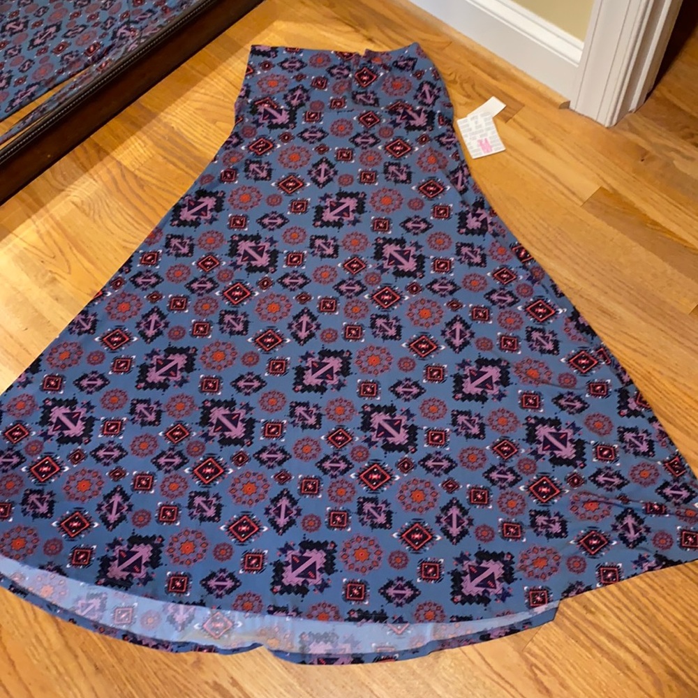 LuLaRoe maxi skirt fall/winter colors silky feel